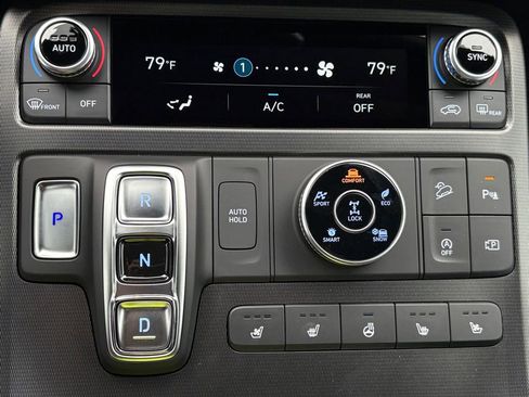 New 2025 Hyundai Palisade Calligraphy image 24