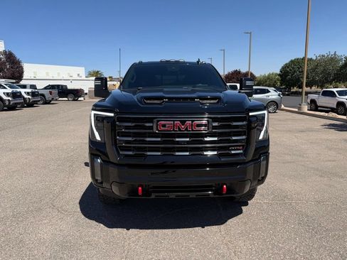 Used 2024 GMC Sierra 3500 AT4 w/ AT4 Premium Plus Package AWD/4WD image 2