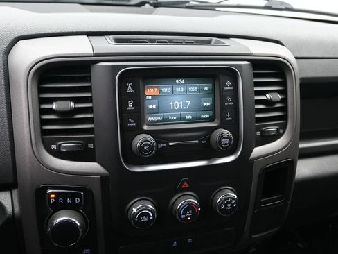 Used 2015 RAM 1500 Express AWD/4WD image 11