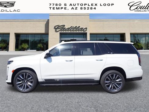Used 2021 Cadillac Escalade Sport Platinum AWD/4WD image 5