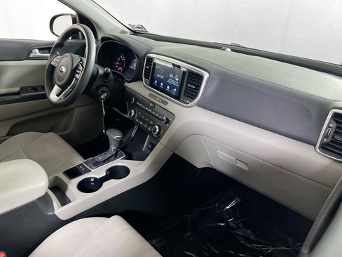 Used 2020 Kia Sportage LX FWD image 26