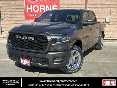 New 2025 RAM 1500 Big Horn AWD/4WD image 1