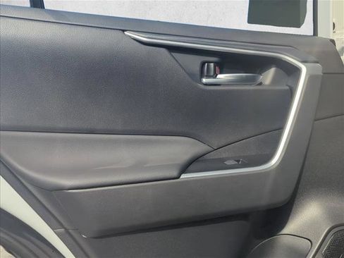Certified 2025 Toyota RAV4 XLE w/ Convenience Package image 21