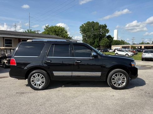 Used 2012 Lincoln Navigator 2WD image 2