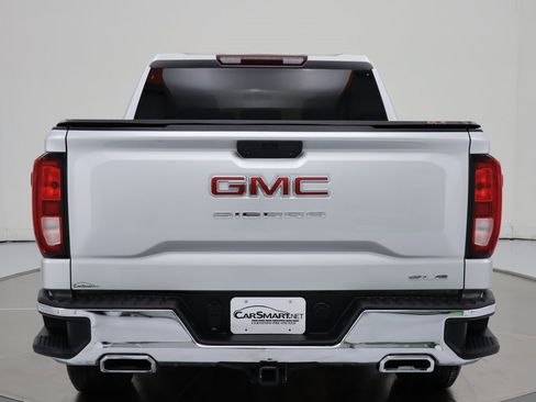 Used 2020 GMC Sierra 1500 SLE w/ SLE Value Package image 4