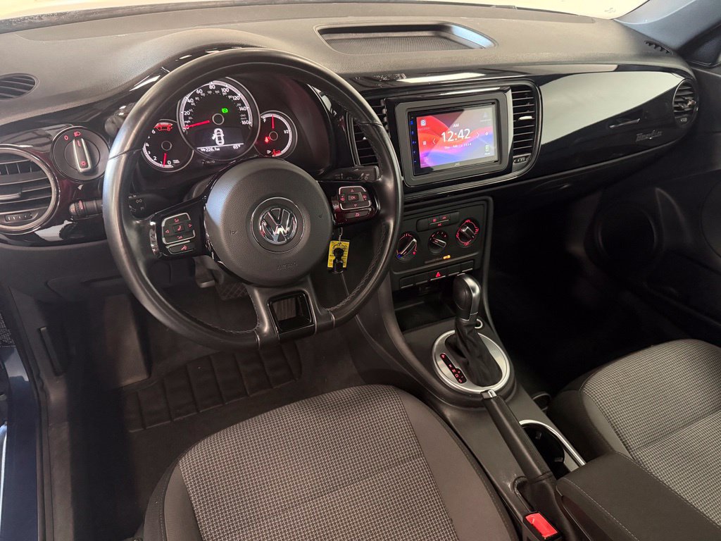 Used 2018 Volkswagen Beetle 2.0T S FWD image 9