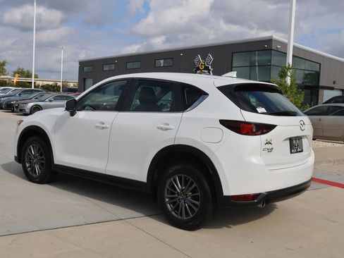 Used 2017 MAZDA CX-5 Sport image 3