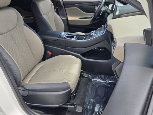 Used 2023 Hyundai Santa Fe SEL FWD image 16