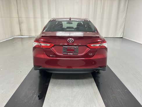 Used 2019 Toyota Camry LE w/ Convenience Package FWD image 20
