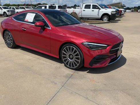 Used 2024 Mercedes-Benz CLE 300 4MATIC Coupe image 3