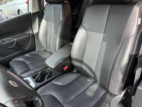 Used 2009 Volkswagen Passat Komfort FWD image 6