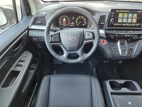 New 2026 Honda Odyssey EX-L image 13