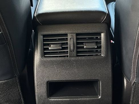Used 2025 Mitsubishi Outlander SE AWD/4WD image 14