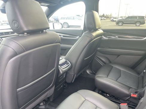 Certified 2023 Cadillac XT6 Sport w/ Technology Package image 39