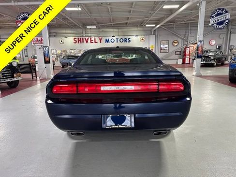 Used 2013 Dodge Challenger R/T w/ Sound Group II RWD image 4