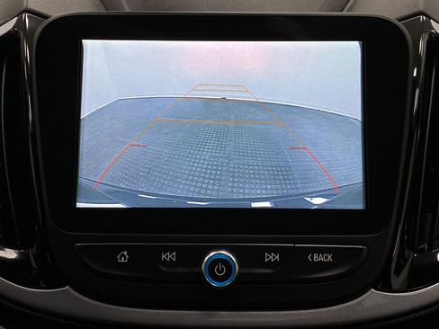 Used 2018 Chevrolet Volt LT w/ Comfort Package FWD image 21