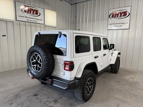 Used 2026 Jeep Wrangler Unlimited Rubicon w/ Safety Group AWD/4WD image 3