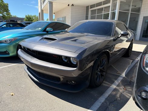 Used 2021 Dodge Challenger R/T Scat Pack RWD image 1