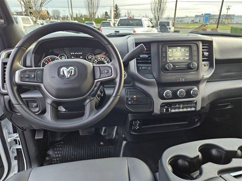 New 2024 RAM 4500 Tradesman image 27