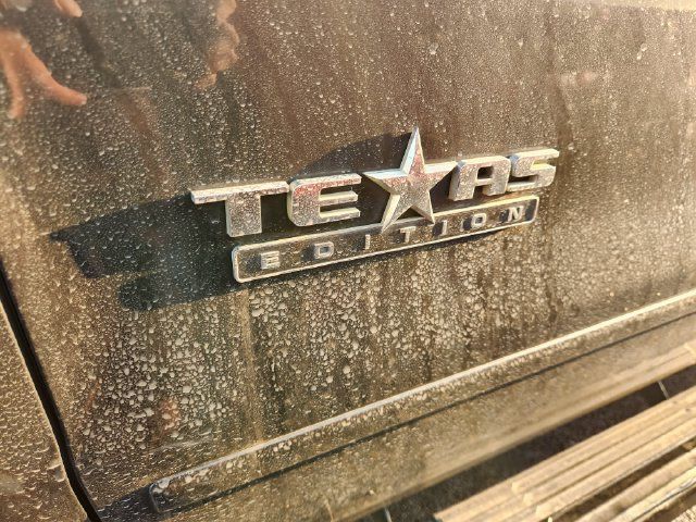Used 2017 Chevrolet Silverado 1500 LT w/ Texas Edition RWD image 6
