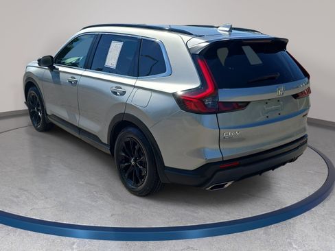 Used 2025 Honda CR-V Sport image 6