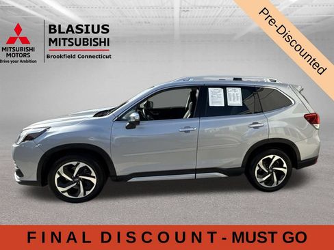 Used 2023 Subaru Forester Touring AWD/4WD image 18