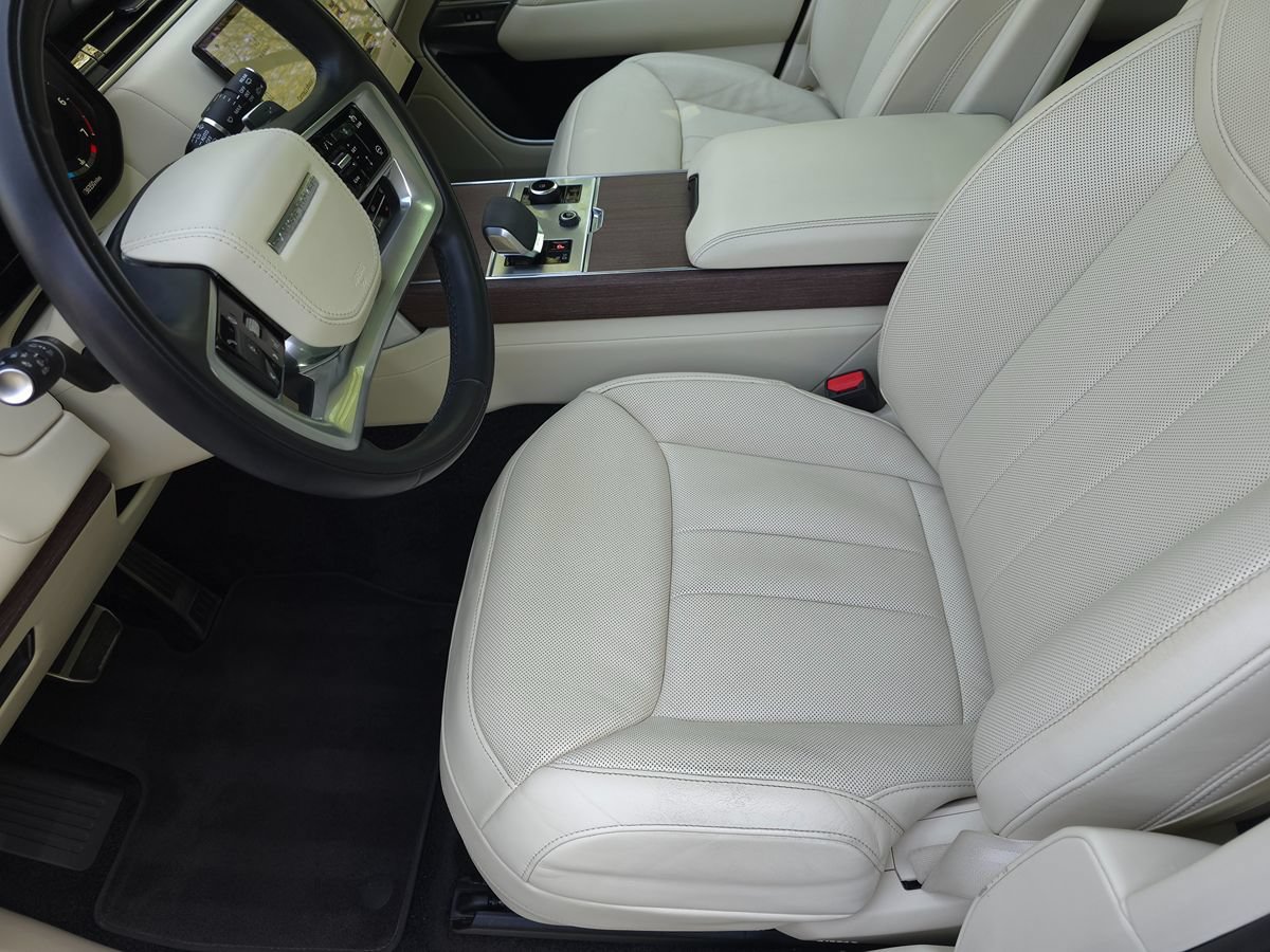 Used 2023 Land Rover Range Rover SE AWD/4WD image 11