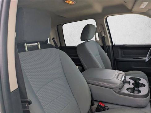Used 2017 RAM 2500 Tradesman w/ Chrome Appearance Group AWD/4WD image 12