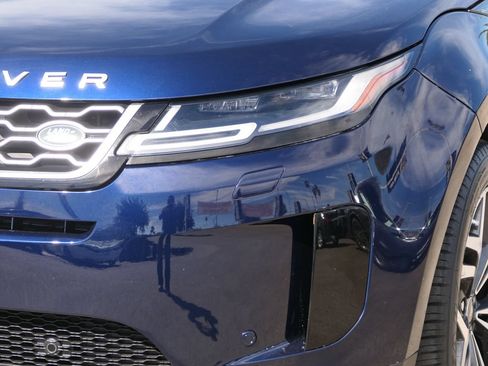 Used 2022 Land Rover Range Rover Evoque SE AWD/4WD image 8