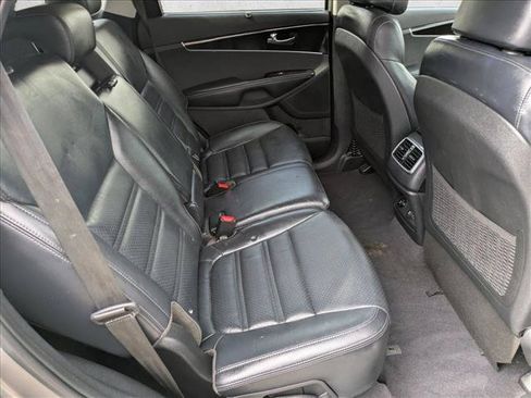 Used 2017 Kia Sorento EX AWD/4WD image 18