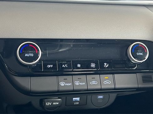 New 2026 Hyundai Elantra Sport image 19