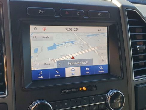 Used 2020 Ford Expedition Max XLT w/ Equipment Group 202A image 26