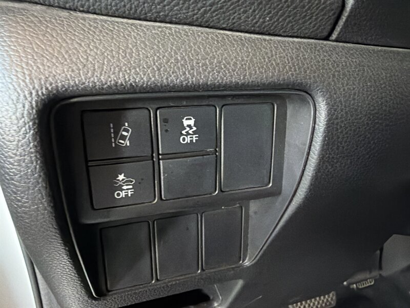 Used 2018 Honda CR-V EX image 17