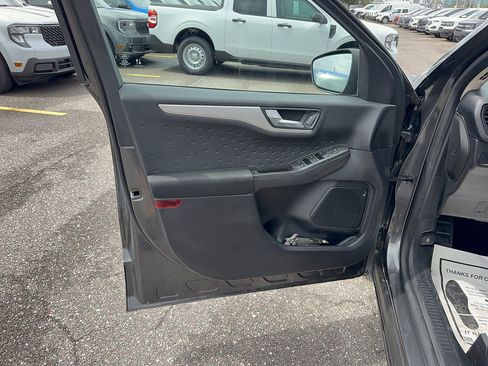 Certified 2020 Ford Escape SE FWD image 8