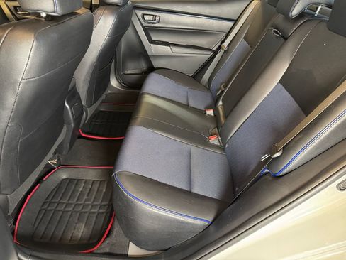 Used 2017 Toyota Corolla SE w/ Carpet Mat Package (TMS) FWD image 21