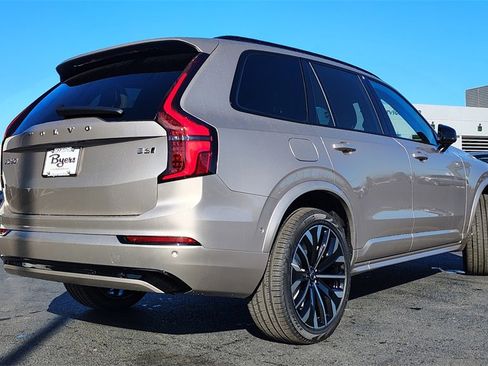 New 2026 Volvo XC90 B6 Ultra image 3