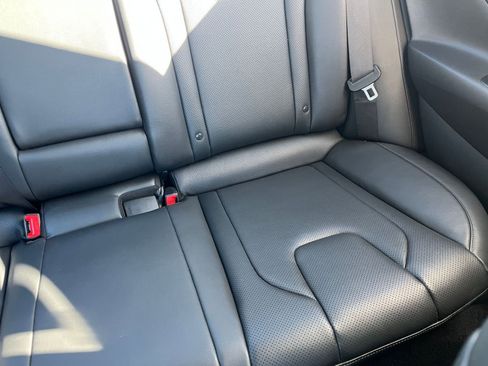 Used 2025 Hyundai Elantra Limited image 40