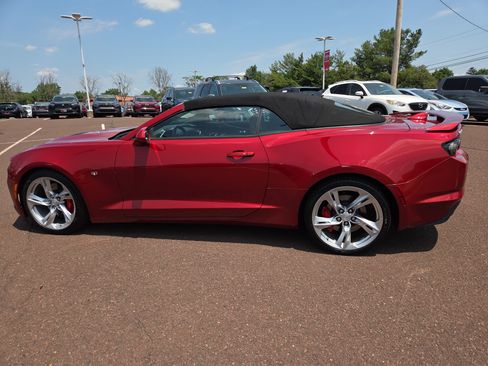 Used 2020 Chevrolet Camaro SS RWD image 11