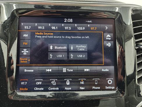 Used 2021 Jeep Cherokee Limited w/ Elite Package image 50