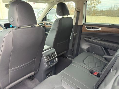 New 2026 Volkswagen Atlas SE image 26