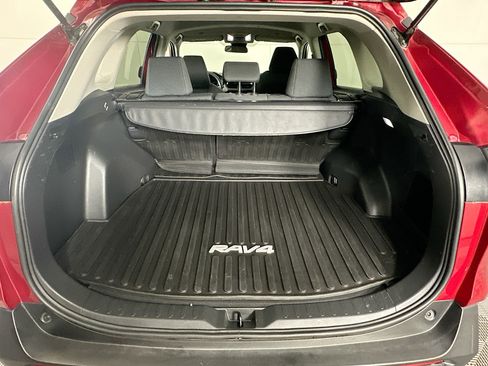 Used 2023 Toyota RAV4 LE FWD image 27