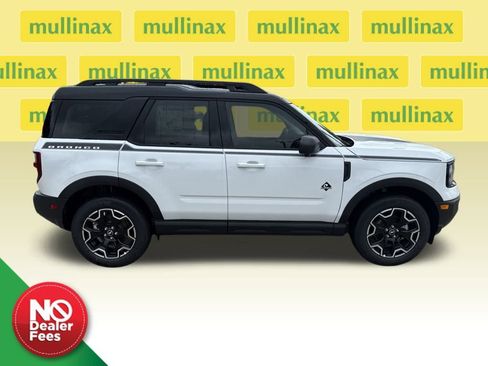 New 2025 Ford Bronco Sport Outer Banks w/ Outer Banks Tech Package+ AWD/4WD image 2