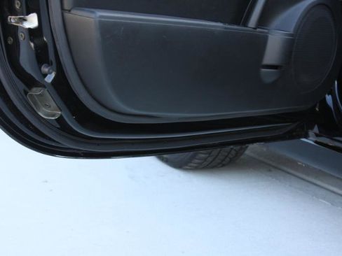 Used 2007 MAZDA MX-5 Miata Touring RWD image 36