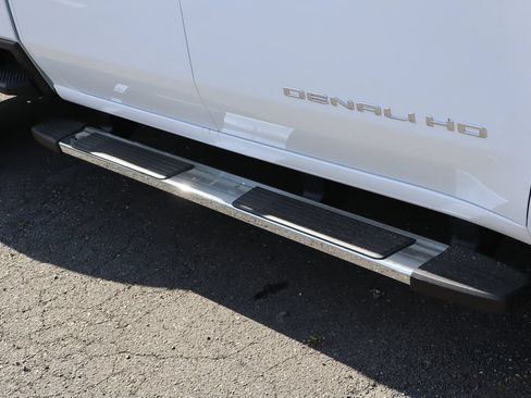 New 2026 GMC Sierra 3500 Denali w/ Denali Reserve Package AWD/4WD image 10