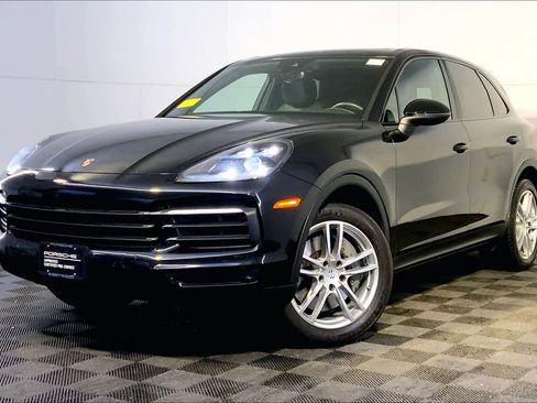 Used 2021 Porsche Cayenne S image 1