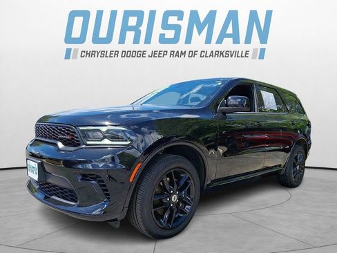 Certified 2023 Dodge Durango GT AWD/4WD image 3
