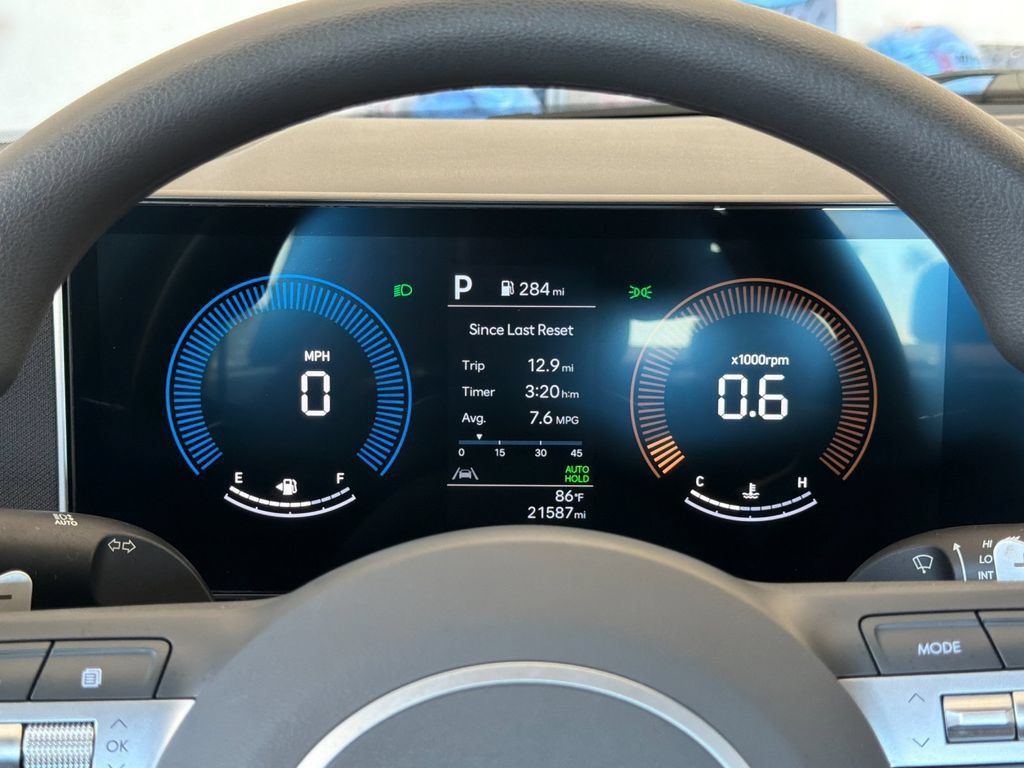 Used 2025 Hyundai Sonata SEL FWD image 22