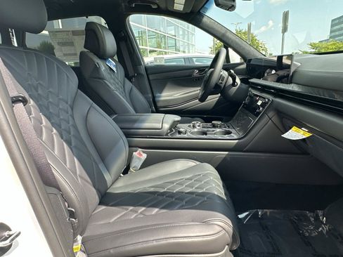 New 2026 Genesis GV80 3.5T Prestige AWD/4WD image 33