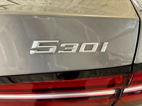 Certified 2025 BMW 530i 530i w/ Premium Package image 9