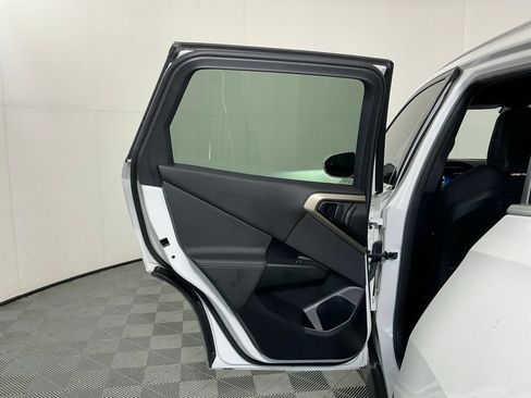 Used 2025 BMW X3 xDrive30i w/ Convenience Package AWD/4WD image 23
